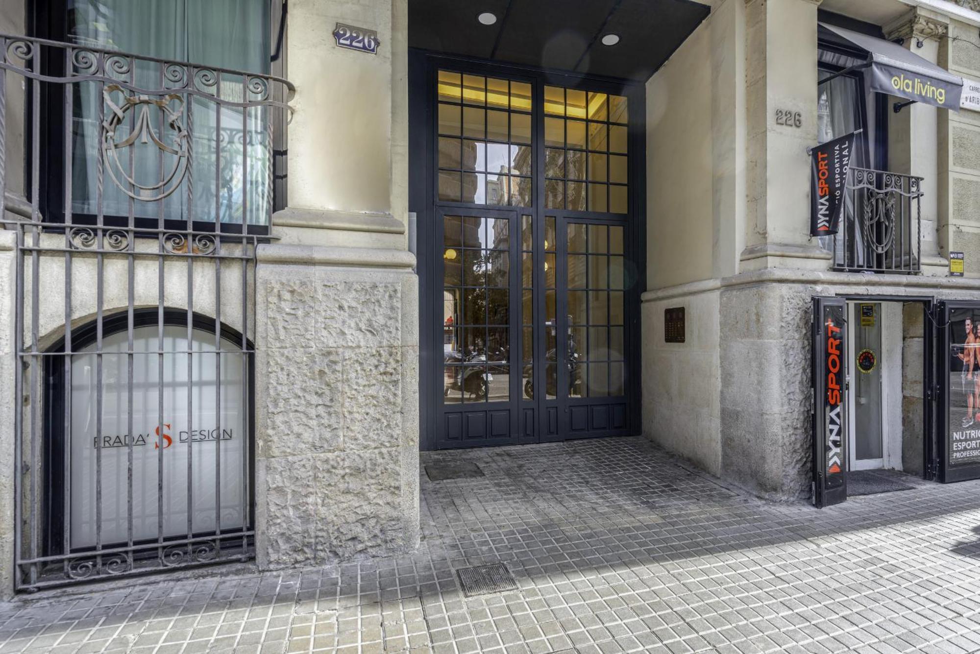 Ola Living Diagonal II Apartments Barcelona Exterior photo
